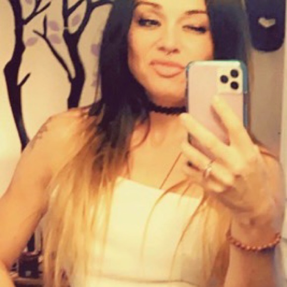 Meet your Posher, Gabriela - Picture 5 of 8